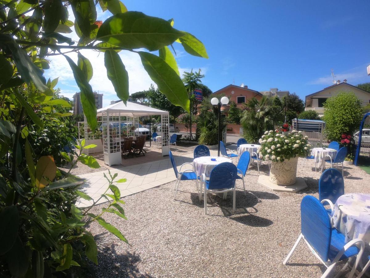 Splendid B&B Milano Marittima Exterior foto