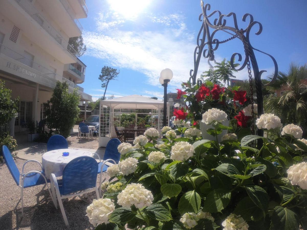 Splendid B&B Milano Marittima Exterior foto