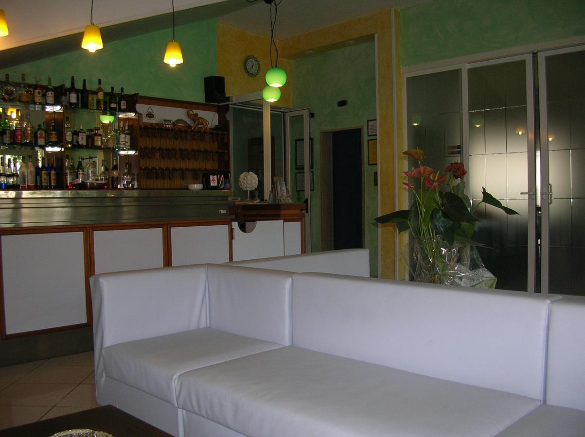 Splendid B&B Milano Marittima Exterior foto